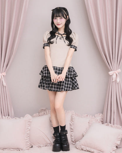 モデル身長：157cm/着用カラー：ベージュ