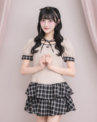 モデル身長：157cm/着用カラー：ベージュ