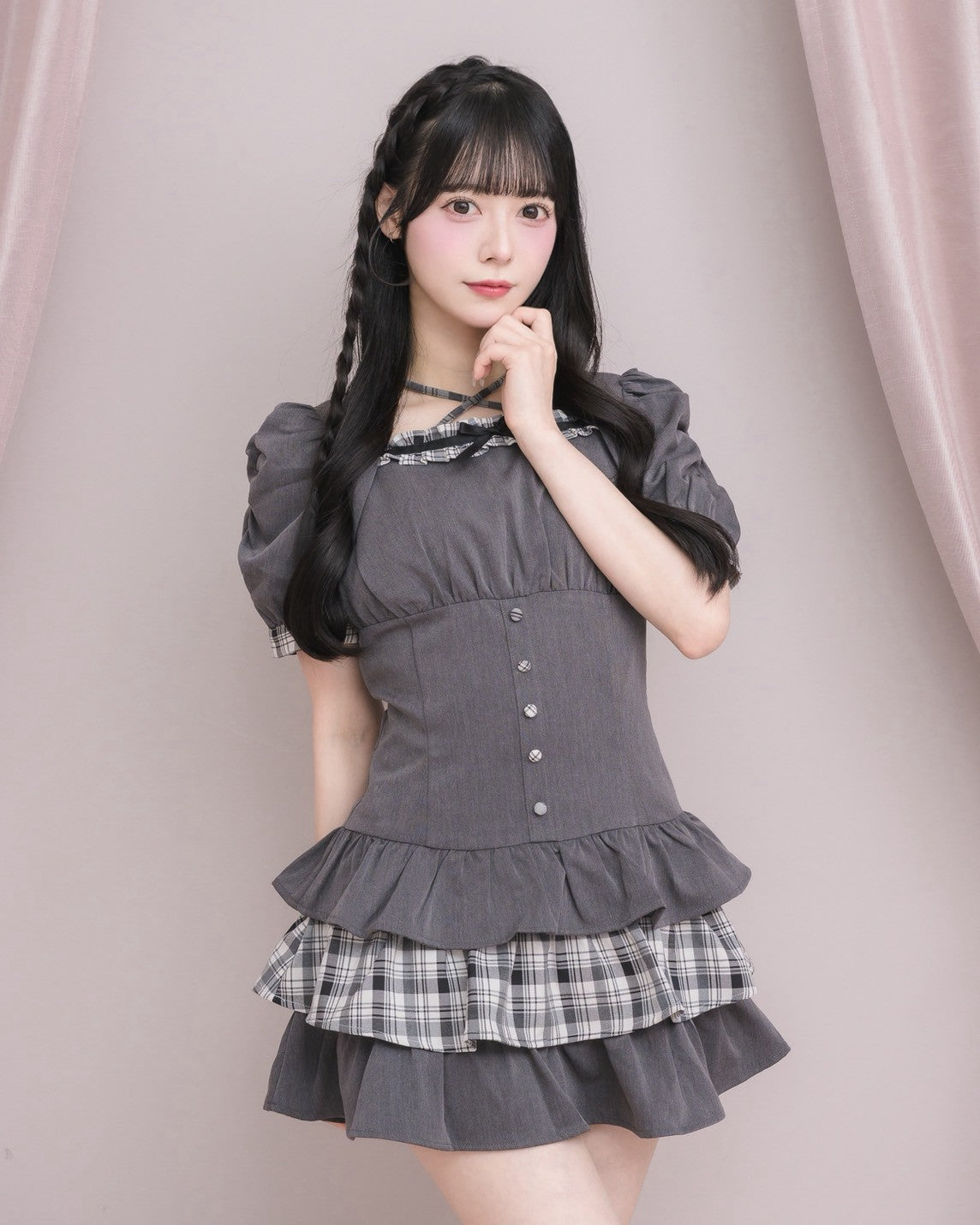 モデル身長：155cm/着用カラー：チャコール
