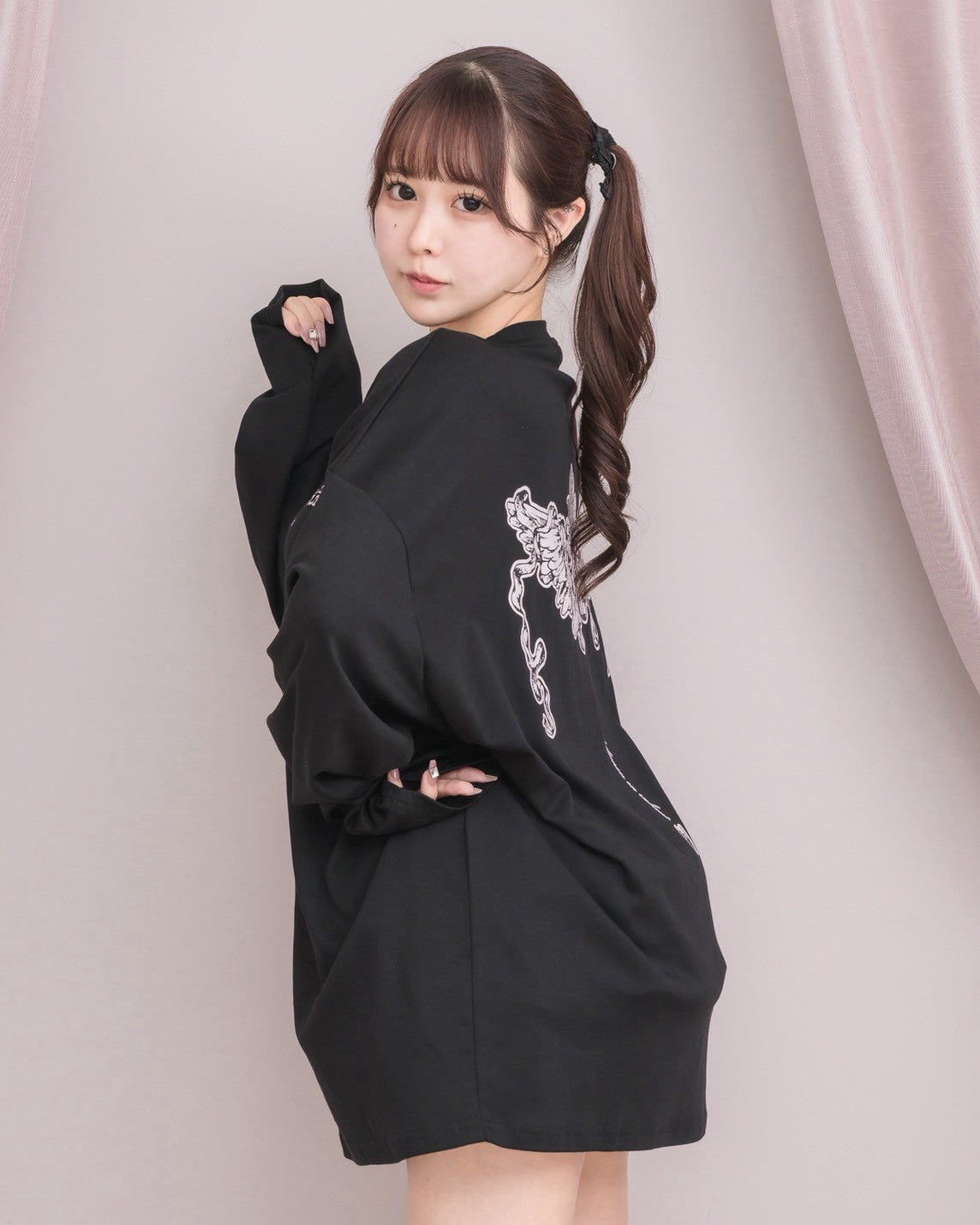 モデル身長：157cm/着用カラー：ブラック