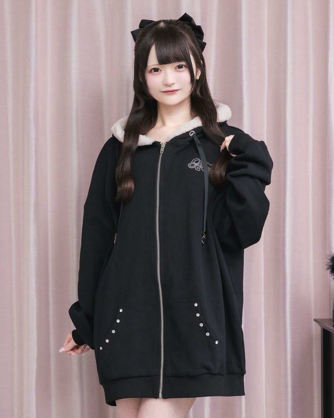 モデル身長：155cm/着用カラー:ブラック