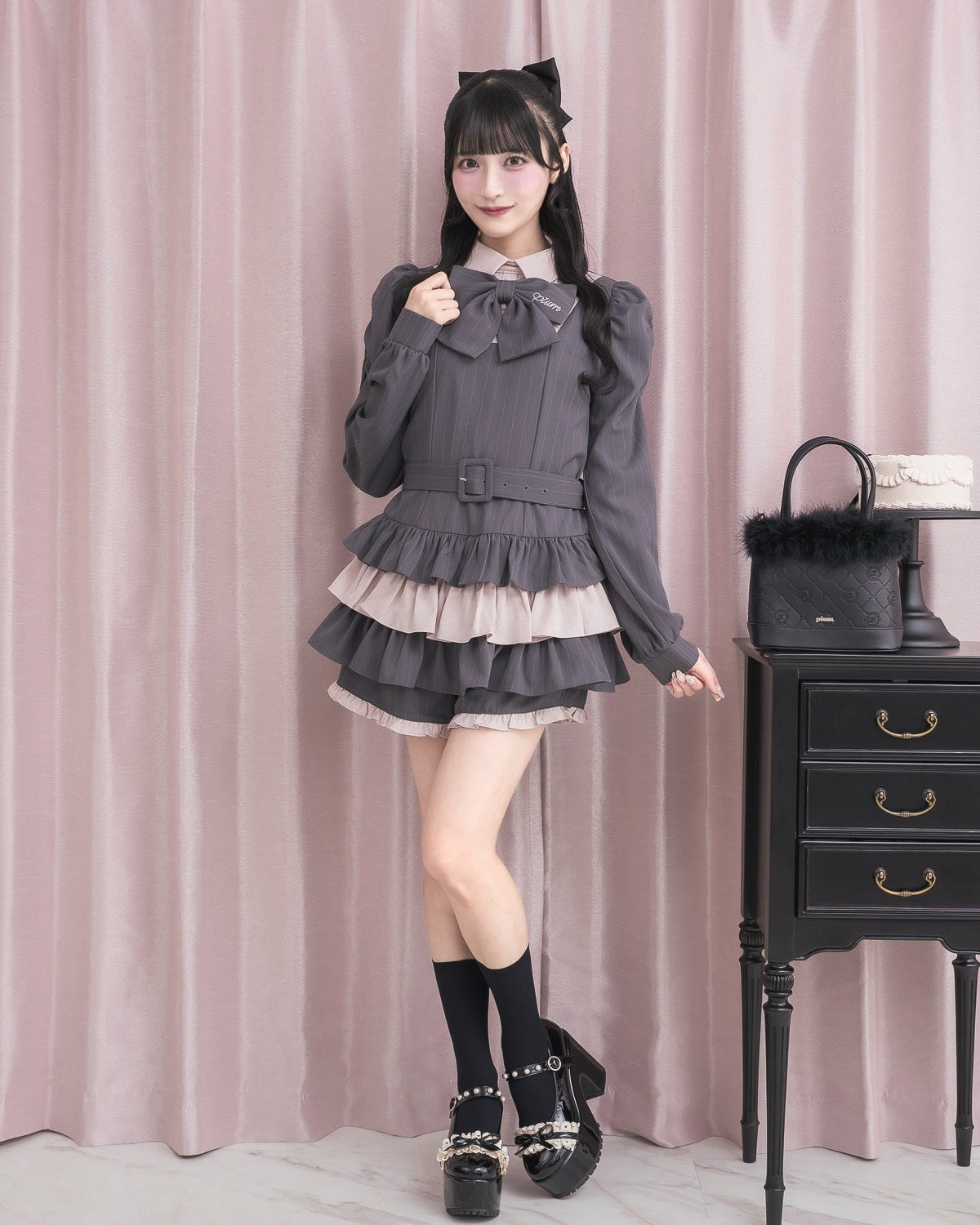 モデル身長：157cm/着用カラー：チャコール