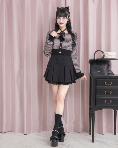 モデル身長：157cm/着用カラー：ブラック×ピンク