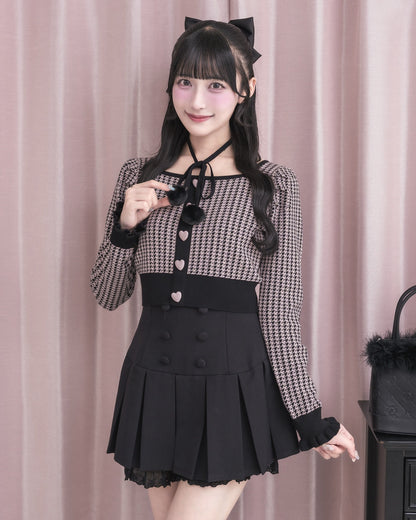 モデル身長：157cm/着用カラー：ブラック×ピンク