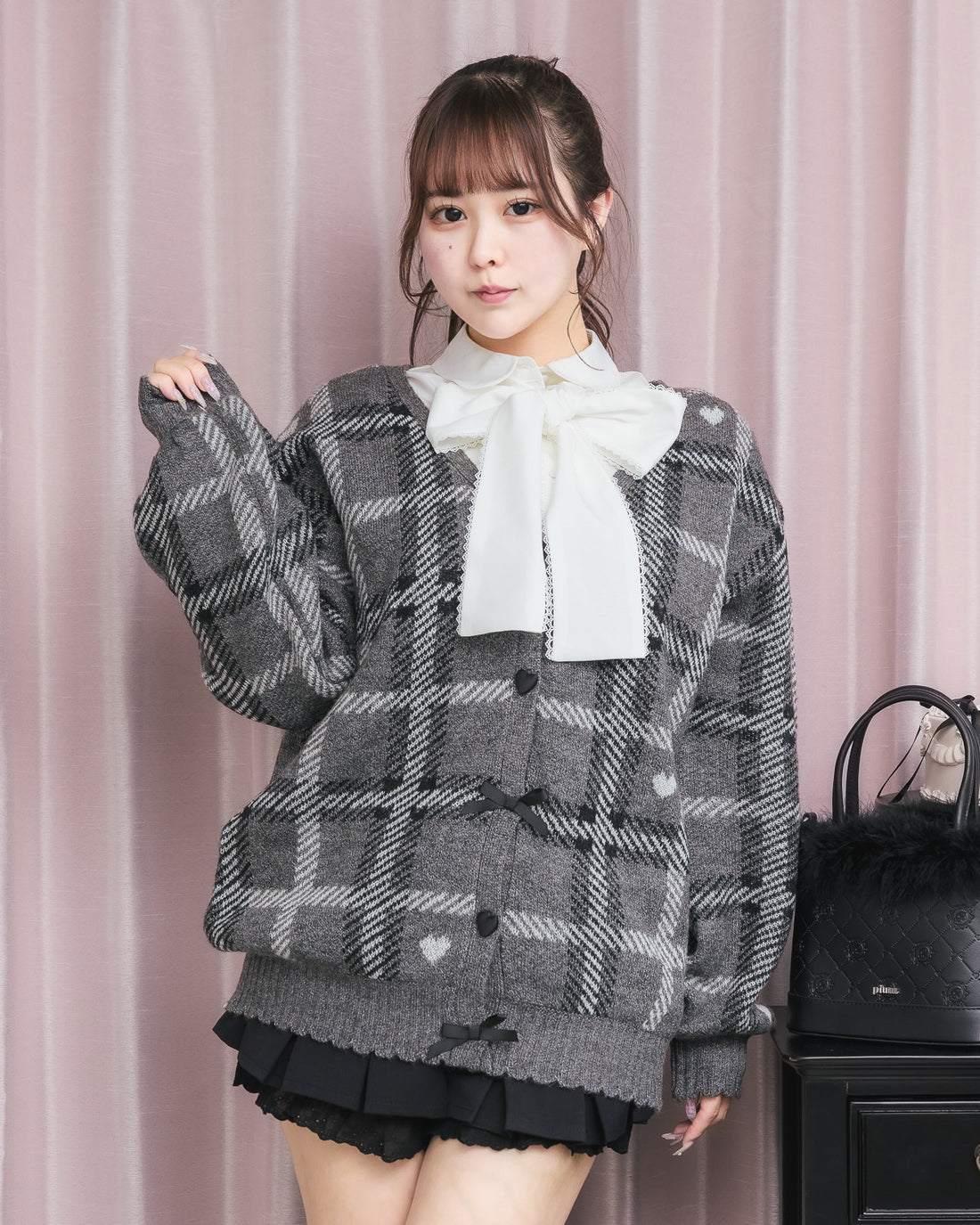 モデル身長：157cm/着用カラー：チャコール