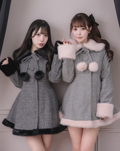 （左）モデル身長：152cm/着用カラー：ブラック（右）モデル身長：157cm/着用カラー：グレーチェック