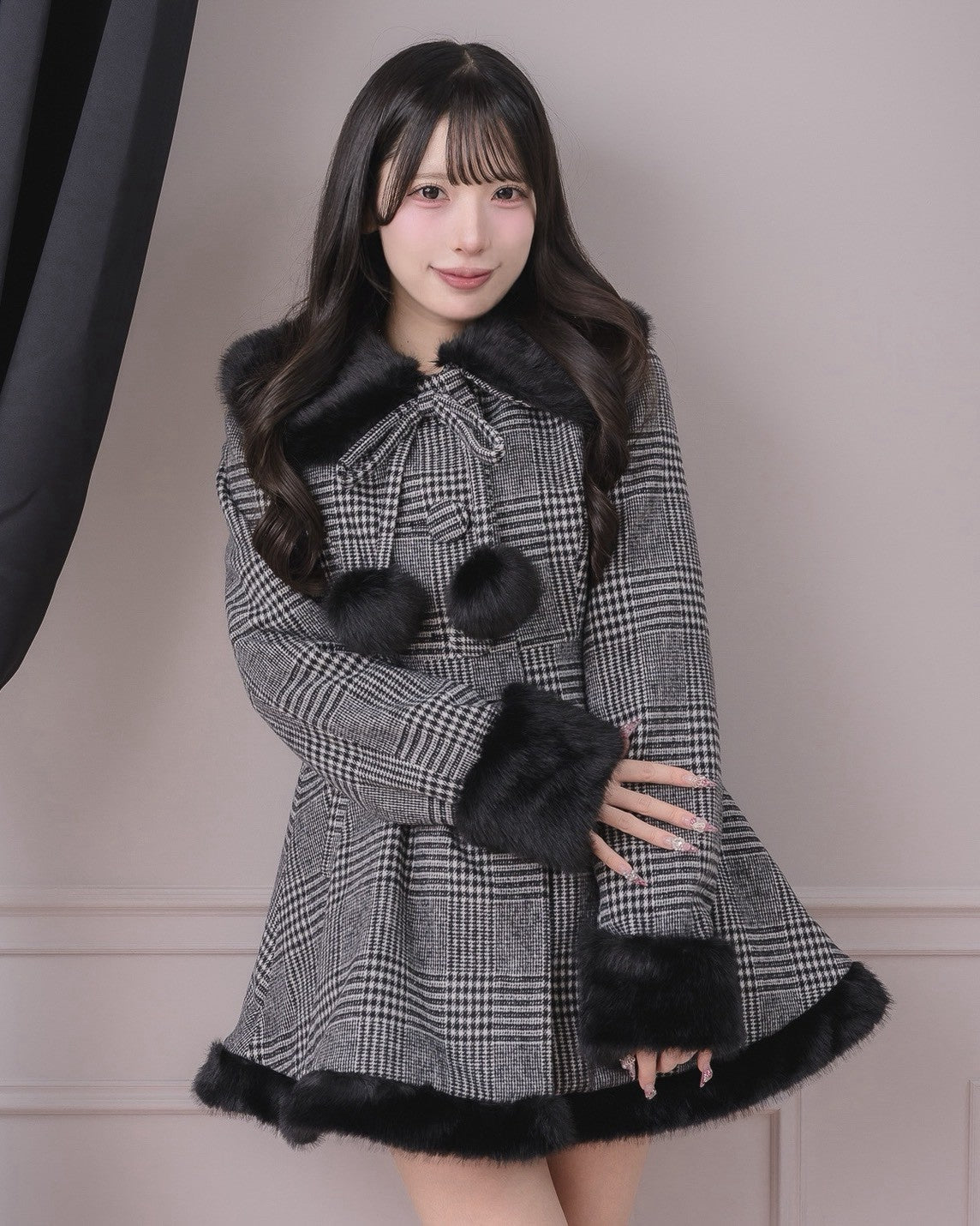 モデル身長：152cm/着用カラー：ブラック