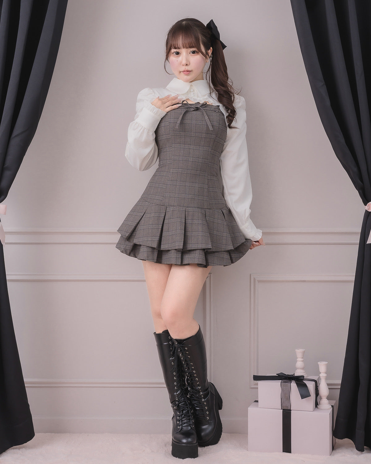 モデル身長：157cm/着用カラー：ブラウンチェック