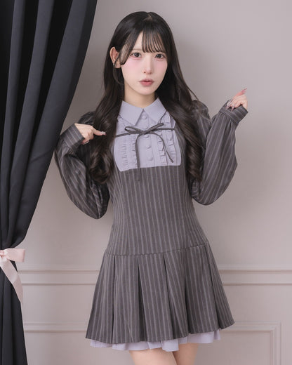 モデル身長：152cm/着用カラー：チャコールストライプ
