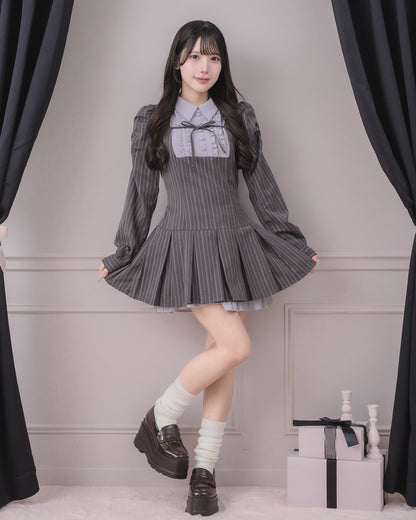 モデル身長：152cm/着用カラー：チャコールストライプ