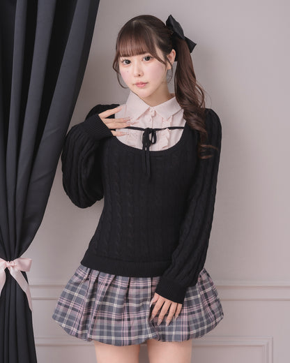 モデル身長：157cm/着用カラー：ブラック×ピンク