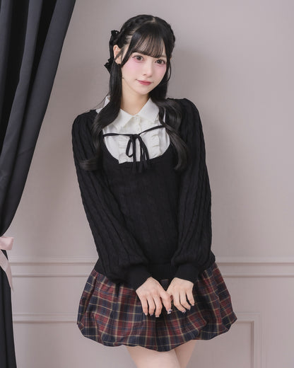 モデル身長：155cm/着用カラー：ブラック×レッド