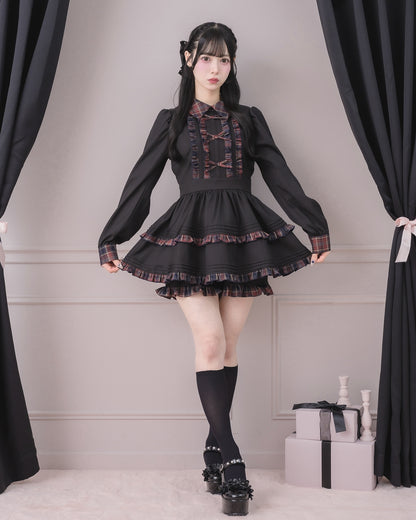 モデル身長：155cm/着用カラー：レッドチェック