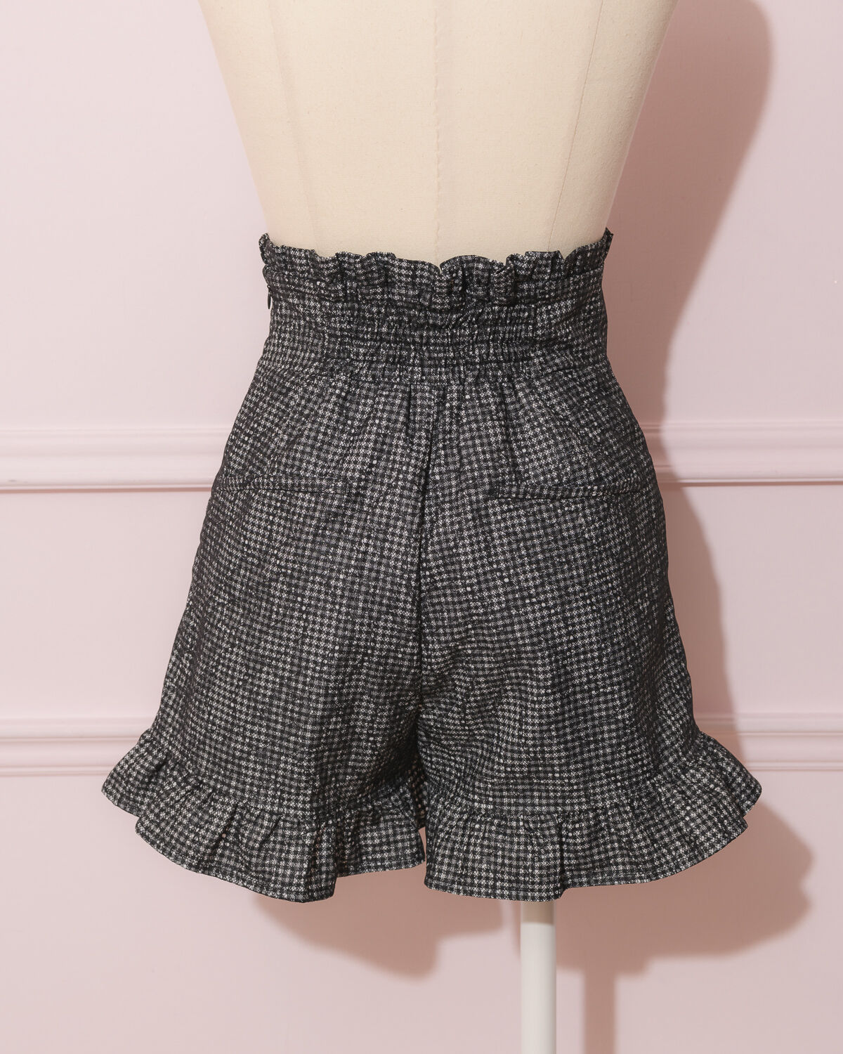 ハイウエストフリルショートパンツ