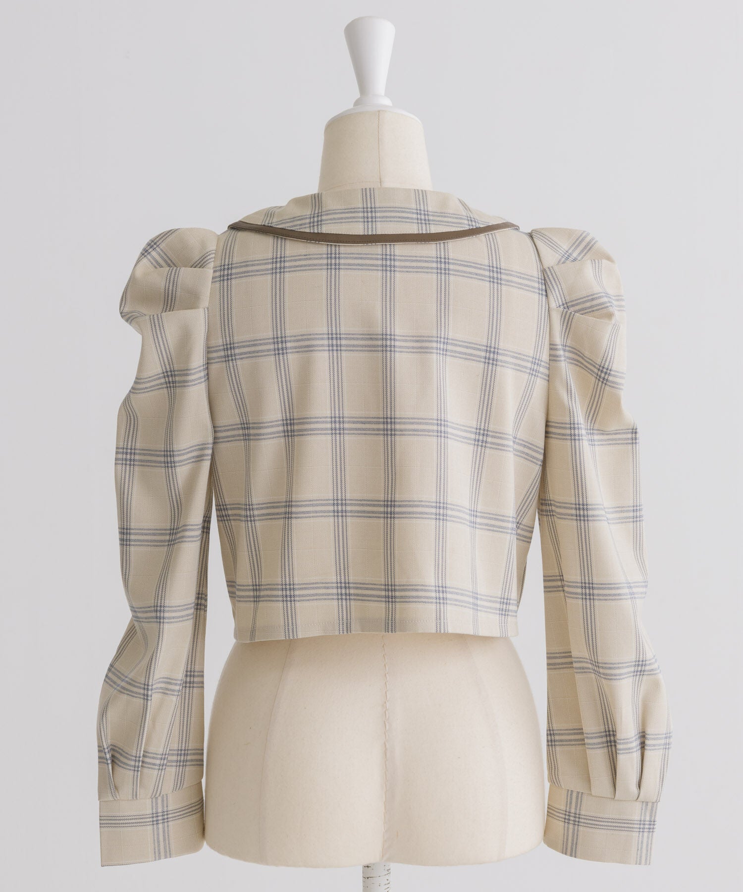 リボンタイバイカラートップス