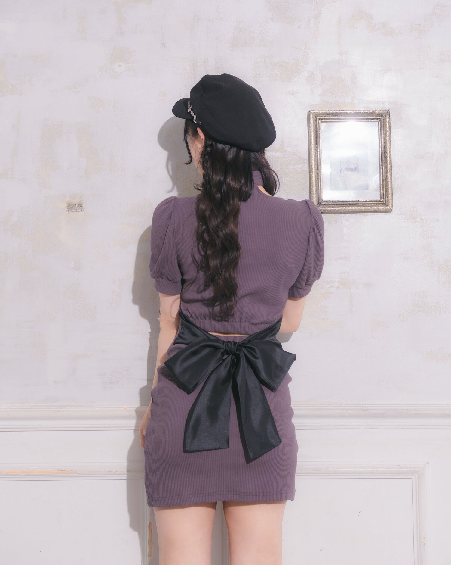 バックリボンチョーカーカットワンピース