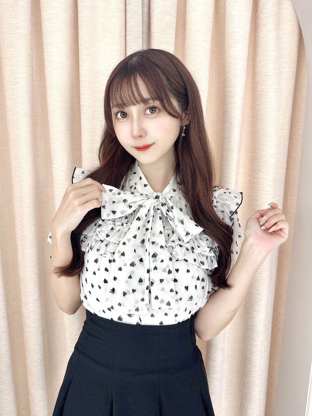 piumハートボウタイフリル半袖ブラウス