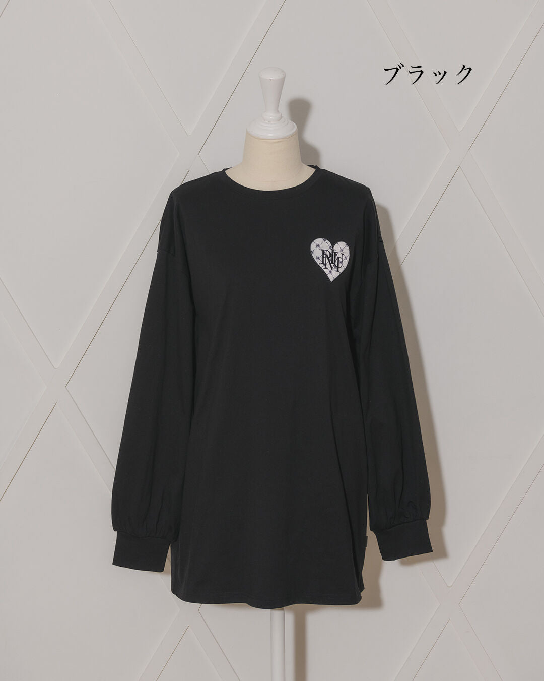 バックロゴpiumモノグラムロングTシャツ