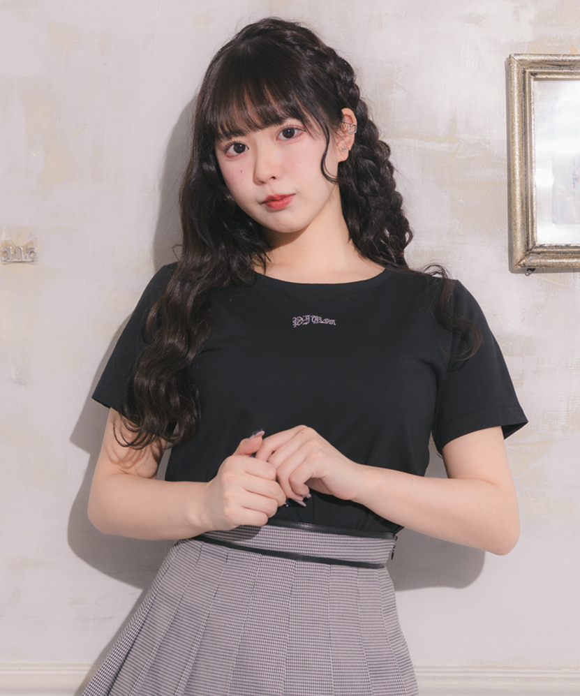 ラインストーンロゴTシャツ