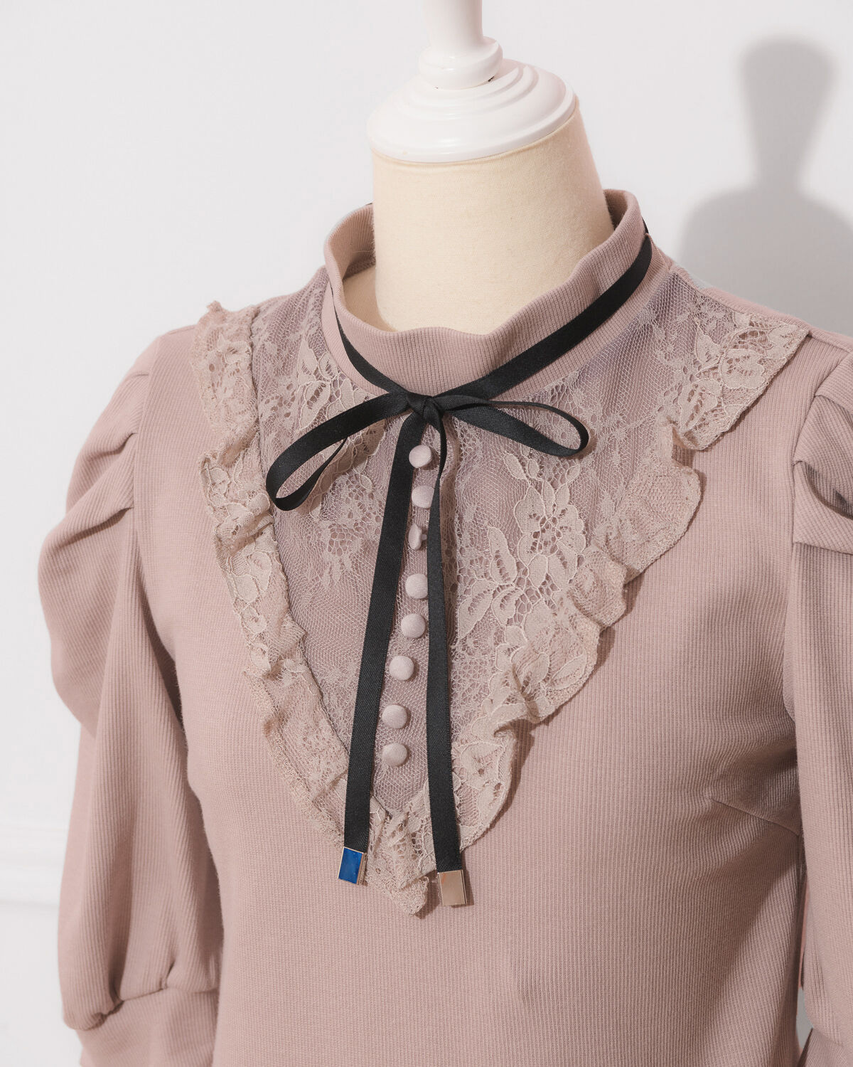 レース切替フロントボタンカットソー