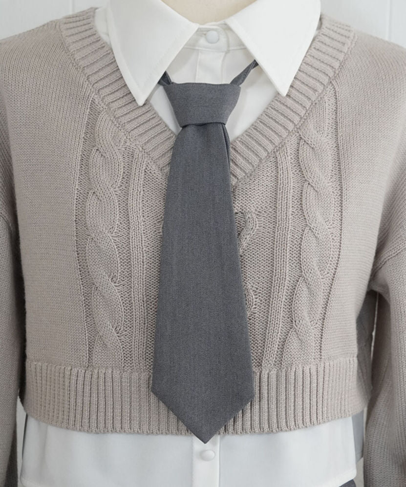 ネクタイ付きフレアプリーツスカート