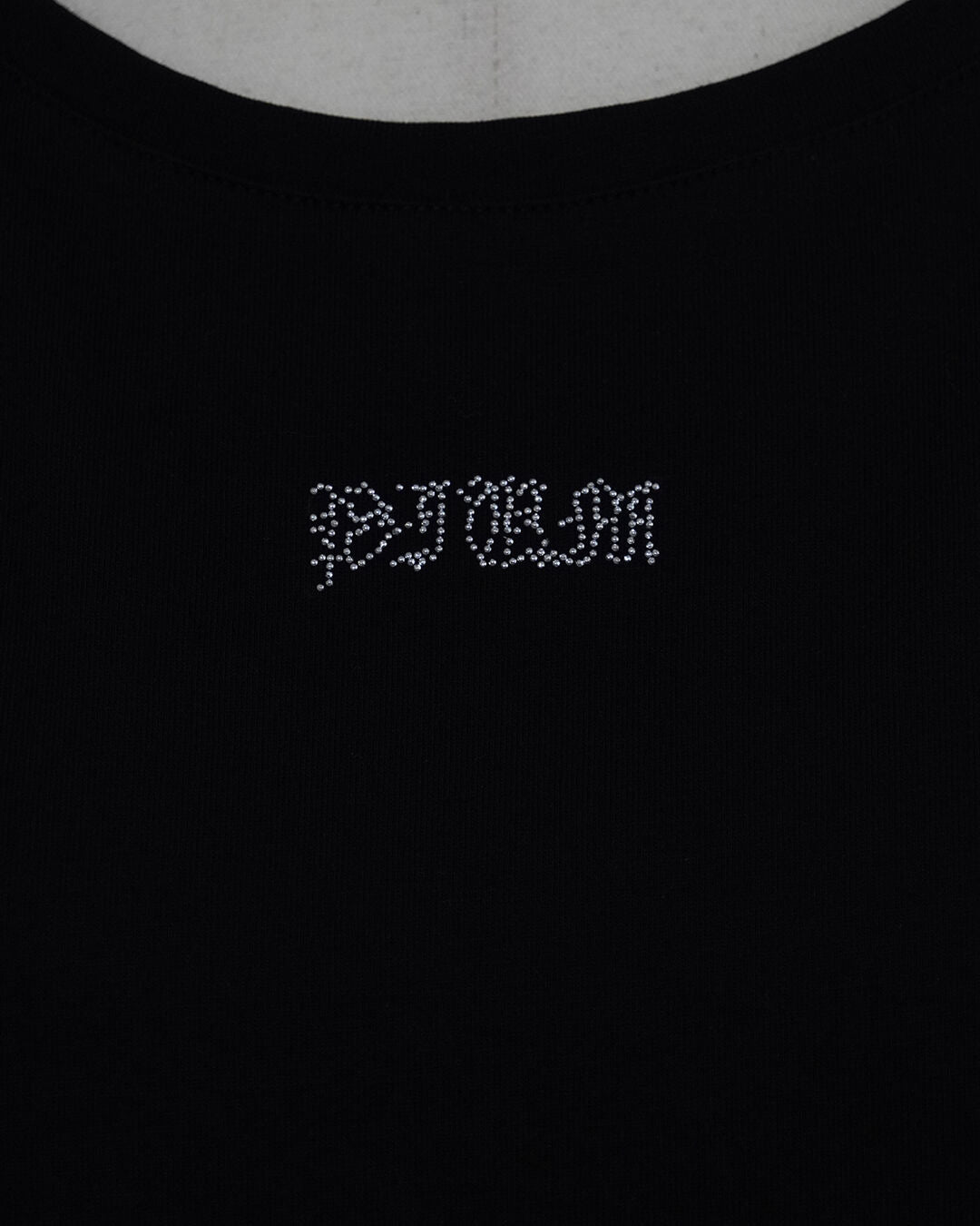 ラインストーンロゴTシャツ