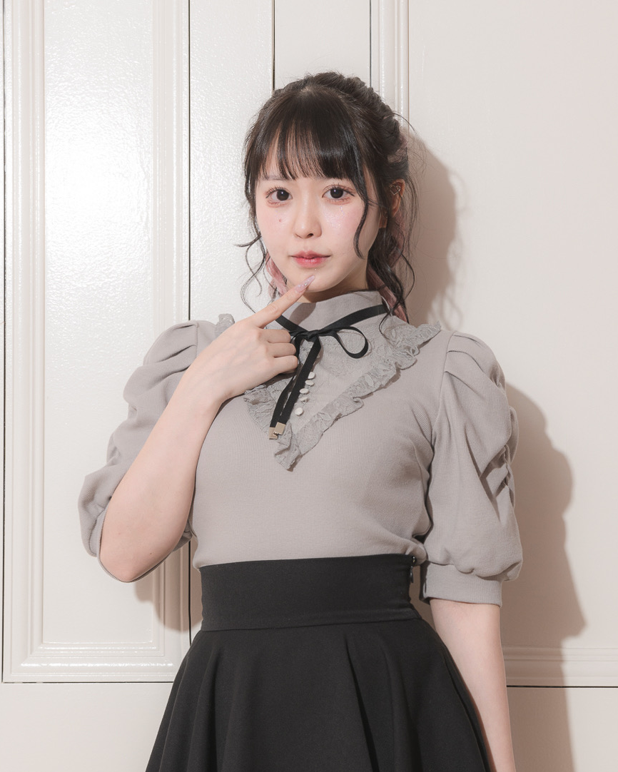 レース切替フロントボタンカットソー