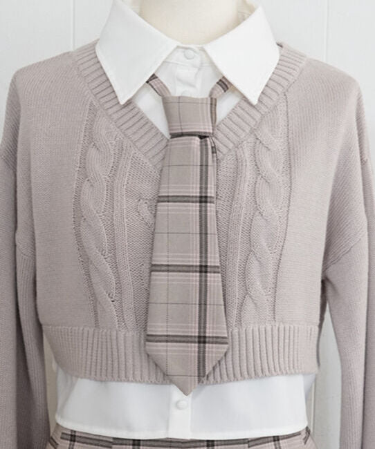 ネクタイ付きフレアプリーツスカート