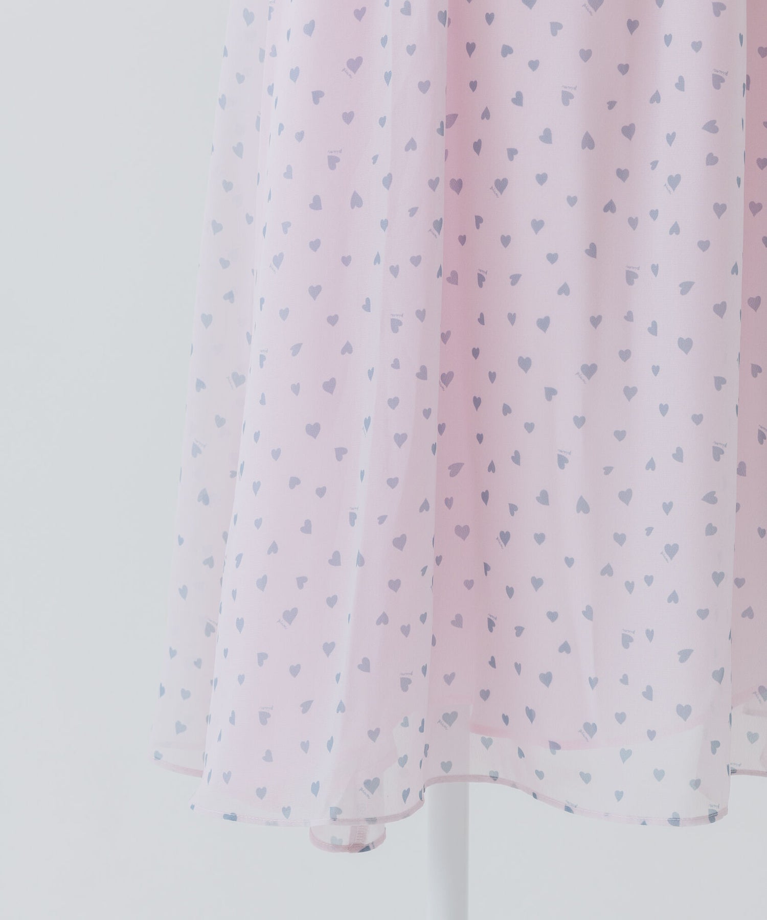 piumハートシャーリングケープワンピース