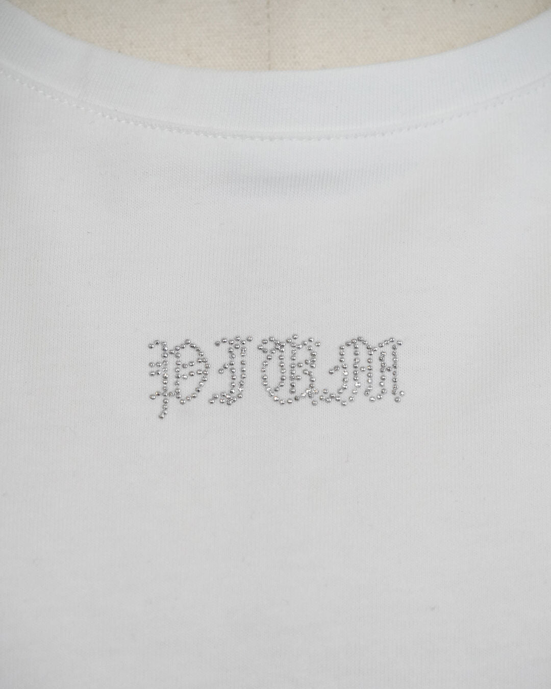 ラインストーンロゴTシャツ